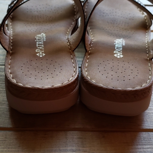 Patrizia Bea Studded Slide Sz 7 - Picture 5 of 7